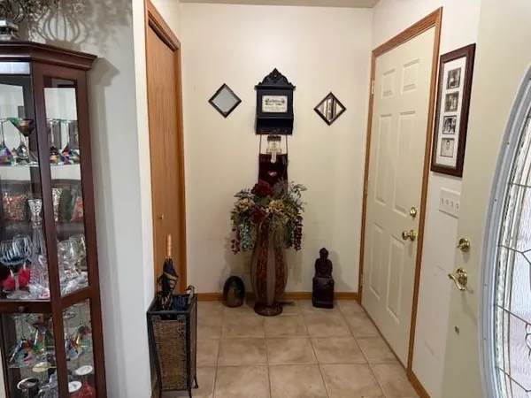 $175,000 | 223 A Oakwood Avenue, Oglesby, IL 61348