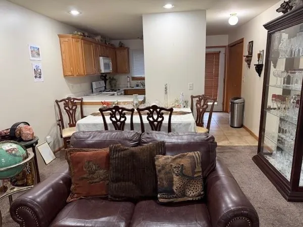 $175,000 | 223 A Oakwood Avenue, Oglesby, IL 61348