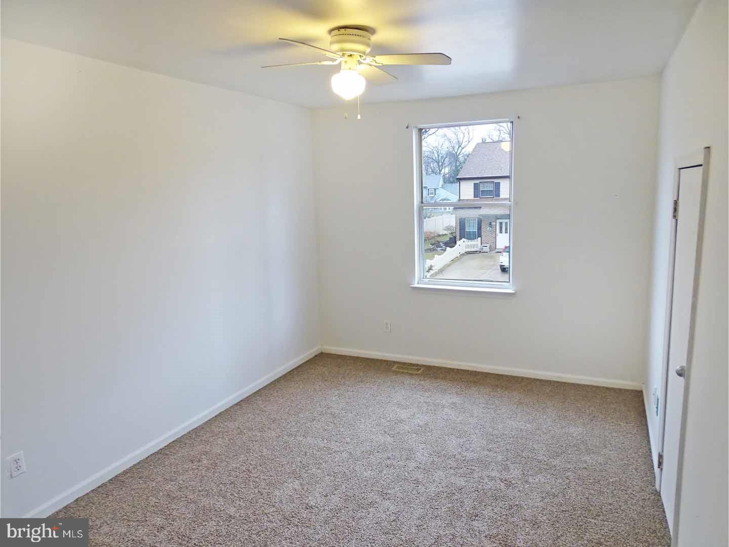 526 Winding Way Warminster, PA 18974 - Photo 19 of 23 Bedroom 2