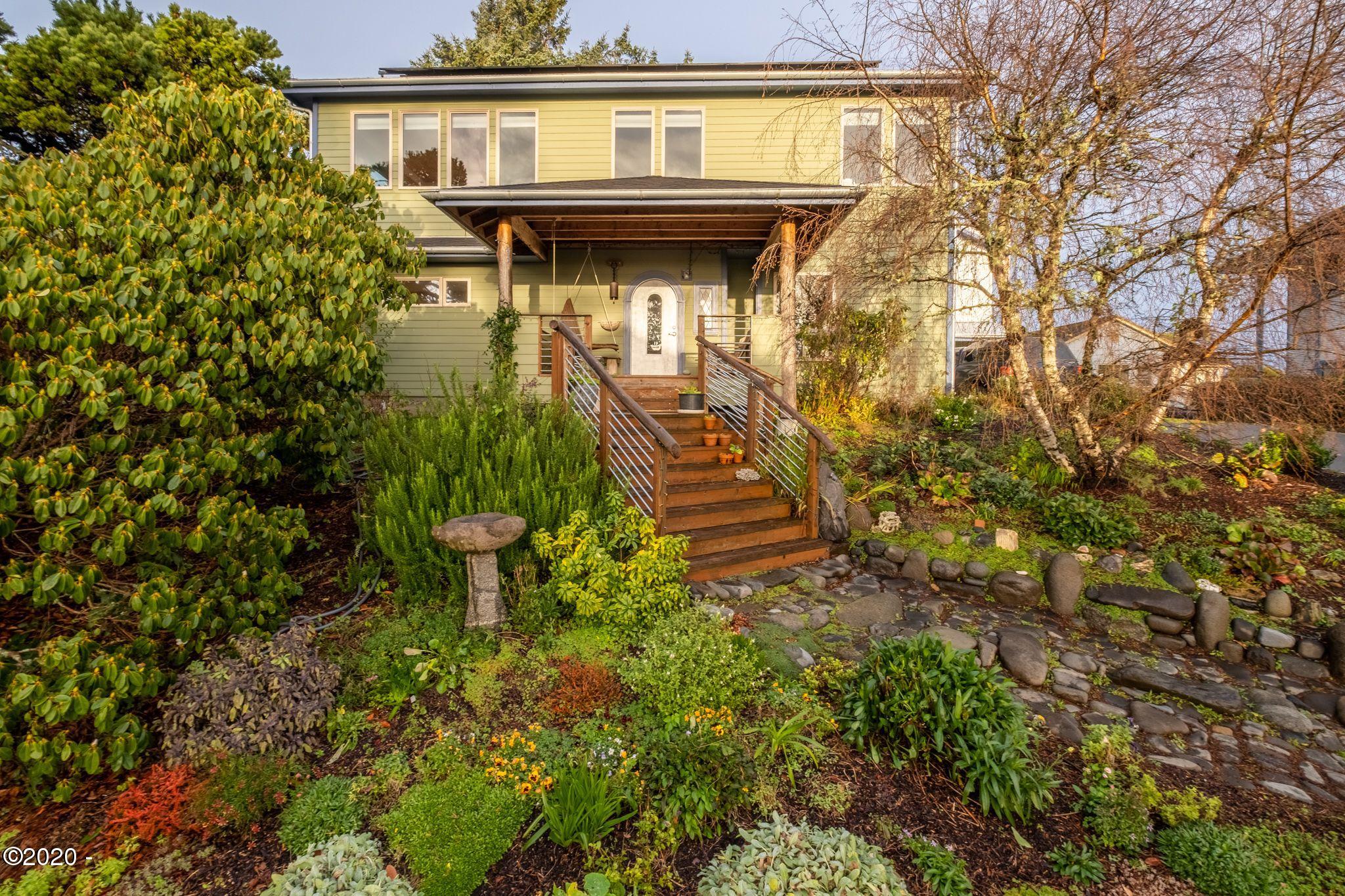 517 Southwest Hurbert Street Newport, OR 97365 - Photo 1 of 56 Front of Home