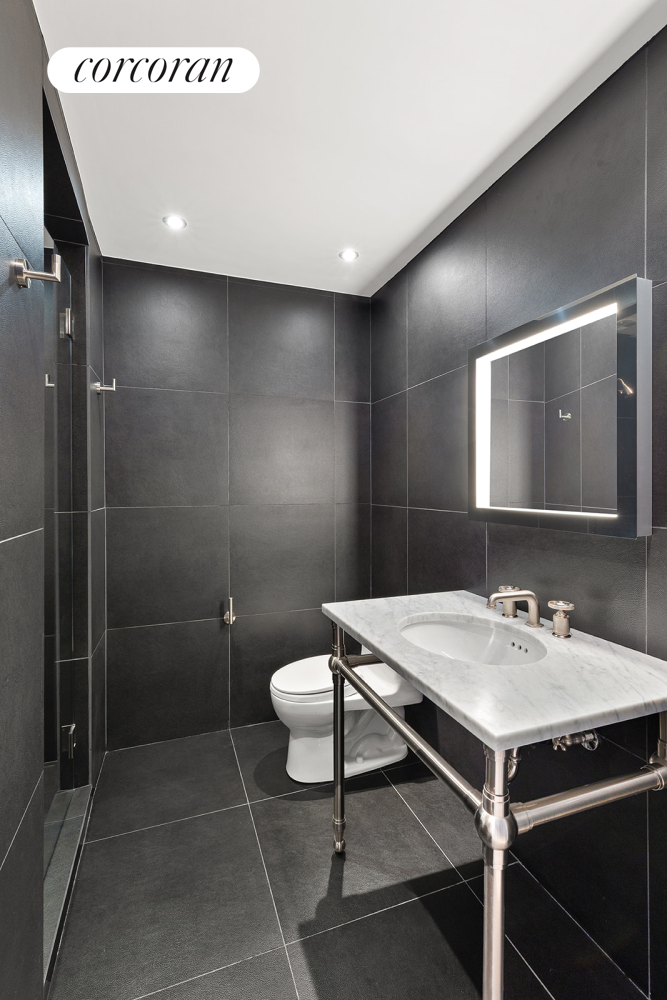 8 East 68th Street, Unit 4 Manhattan, NY 10065 - Photo 10 of 11