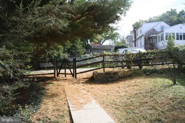 $2,600 | 820 West Bridge Street, Phoenixville, PA 19460