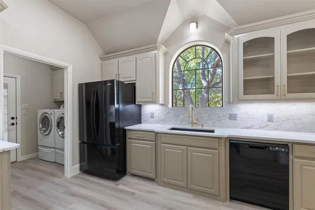 $699,000 | 615 West Aurora Vista Trail, Aurora, TX 76078