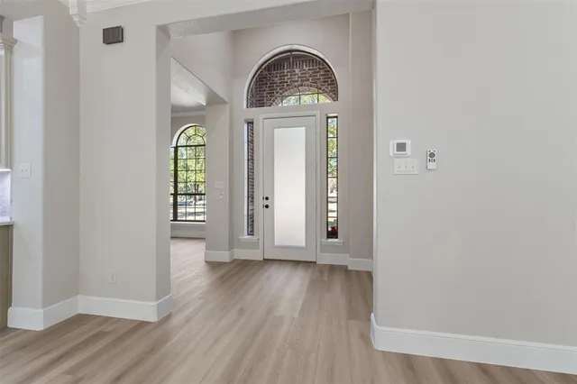 $699,000 | 615 West Aurora Vista Trail, Aurora, TX 76078