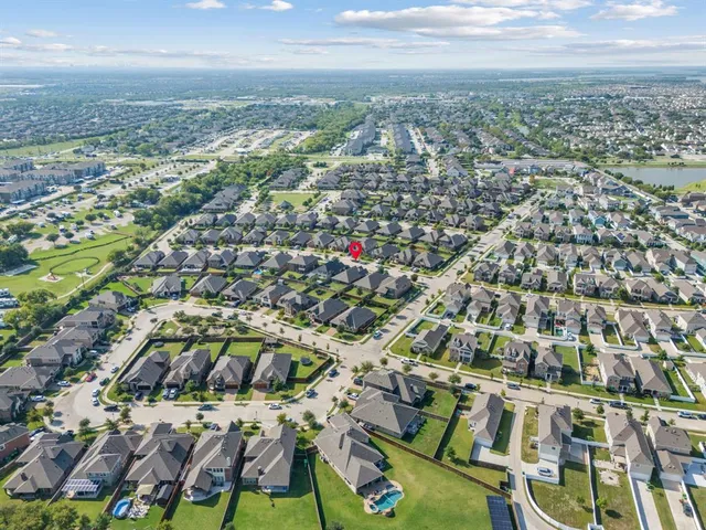 an aerial view of multiple house