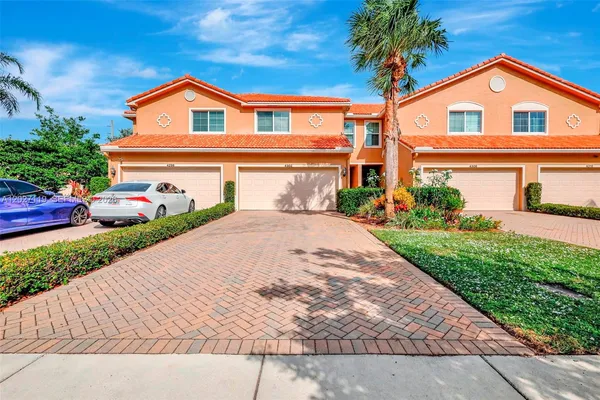 $3,000 | 4302 Colony View Drive, Unit 4302, Lake Worth, FL 33463