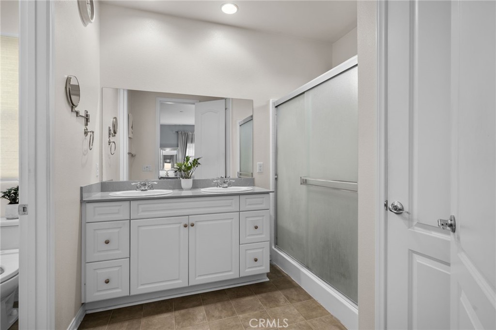20346 Symphony Drive Riverside, CA 92507 - Photo 22 of 44 Executive Bathroom
