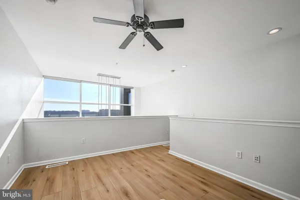 $2,975 | 444 West Broad Street, Unit 619, Falls Church, VA 22046