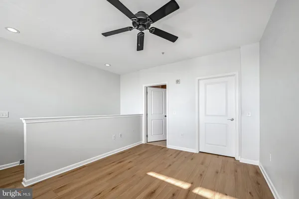 $2,975 | 444 West Broad Street, Unit 619, Falls Church, VA 22046