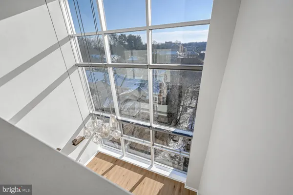 $2,975 | 444 West Broad Street, Unit 619, Falls Church, VA 22046