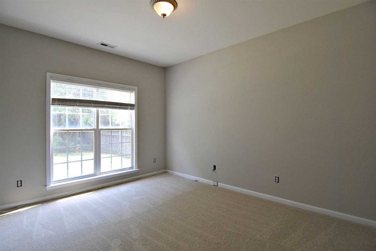 7536 Silver View Lane Raleigh, NC 27613 - Photo 5 of 11 Photo 5