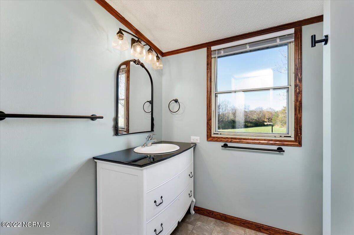 572 Purvis Farm Road Robbins, NC 27325 - Photo 43 of 62 guest bath