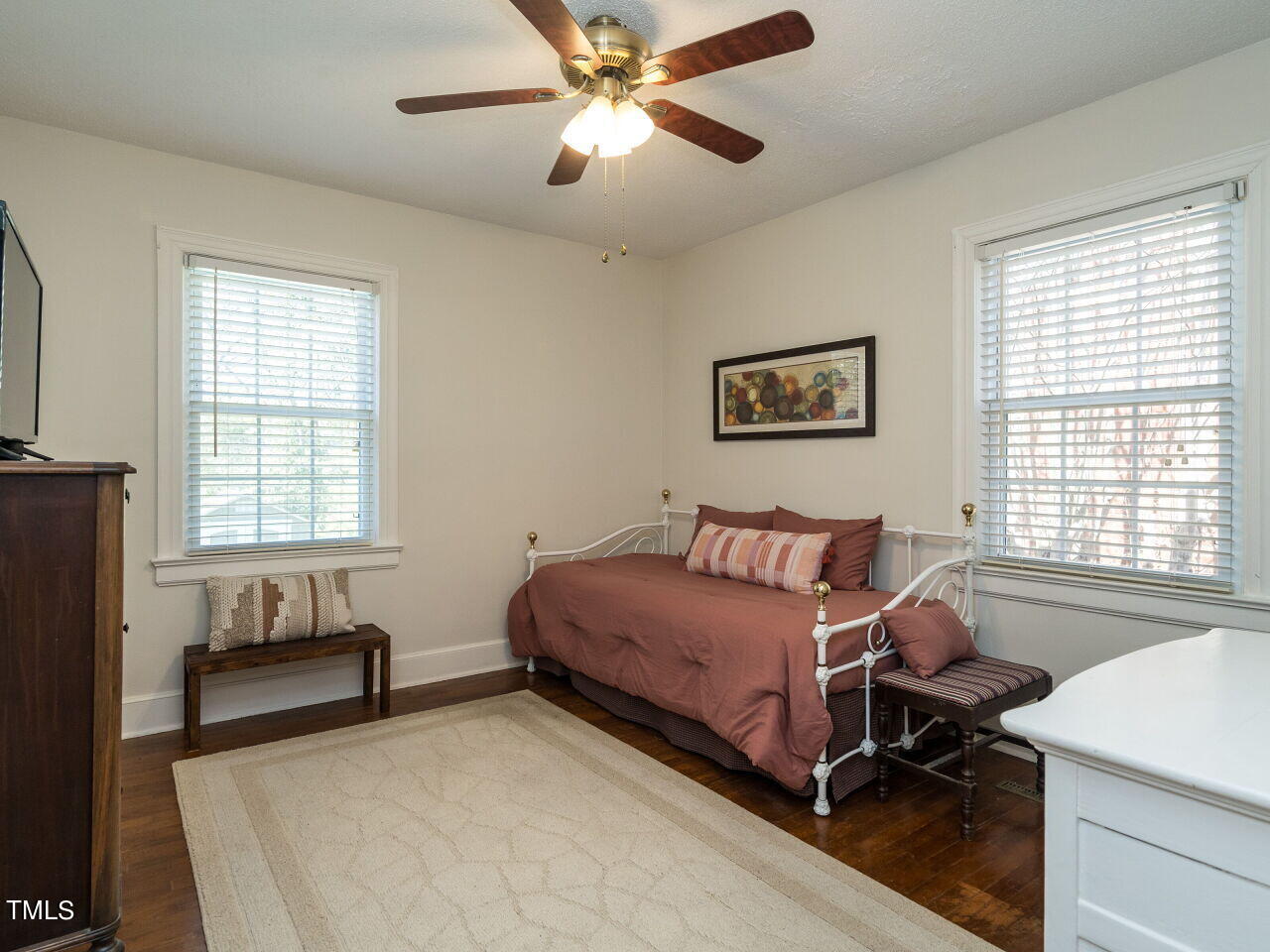 2603 North Roxboro Street Durham, NC 27704 - Photo 15 of 23 018-1280x960-second-bedroom
