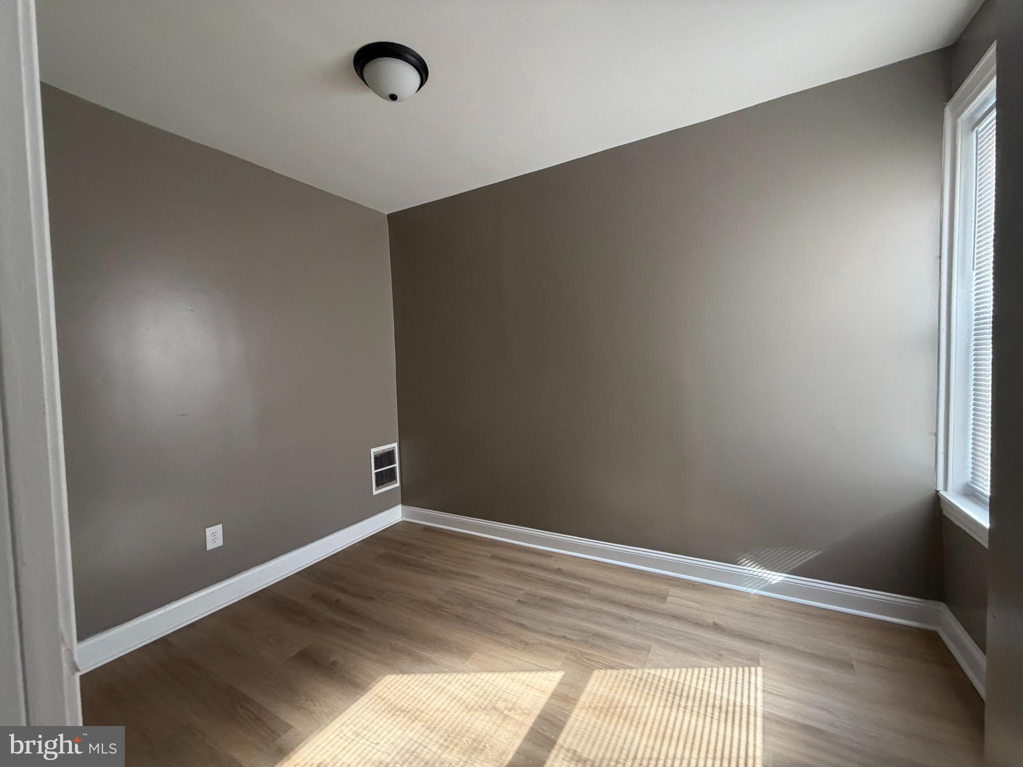 2260 North 18th Street Philadelphia, PA 19132 - Photo 12 of 13 a view of room