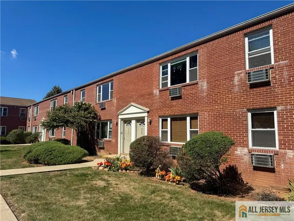 $160,000 | 66 Fox Road, Unit 9B, Edison, NJ 08817