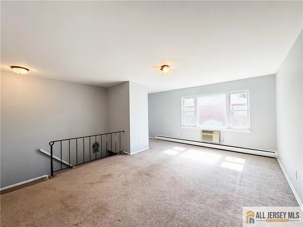 $160,000 | 66 Fox Road, Unit 9B, Edison, NJ 08817