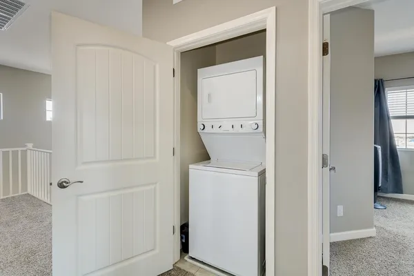 $2,350 | 1367 South Country Club Drive, Unit 1069, Mesa, AZ 85210