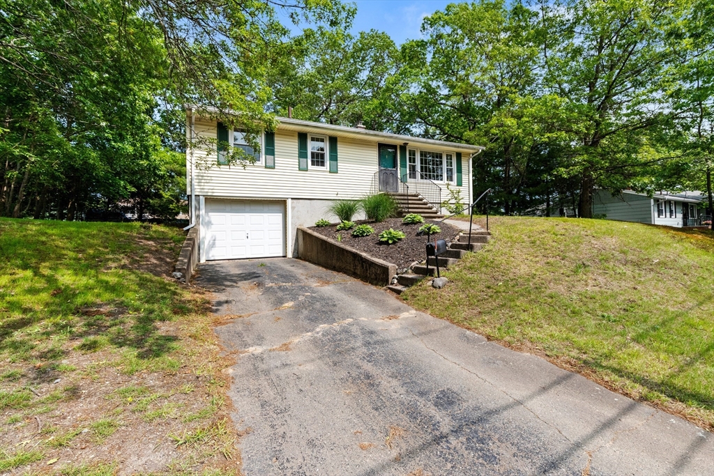 3 Pontiac Road Peabody, MA 01960 - Photo 2 of 30 Gallery Image 2