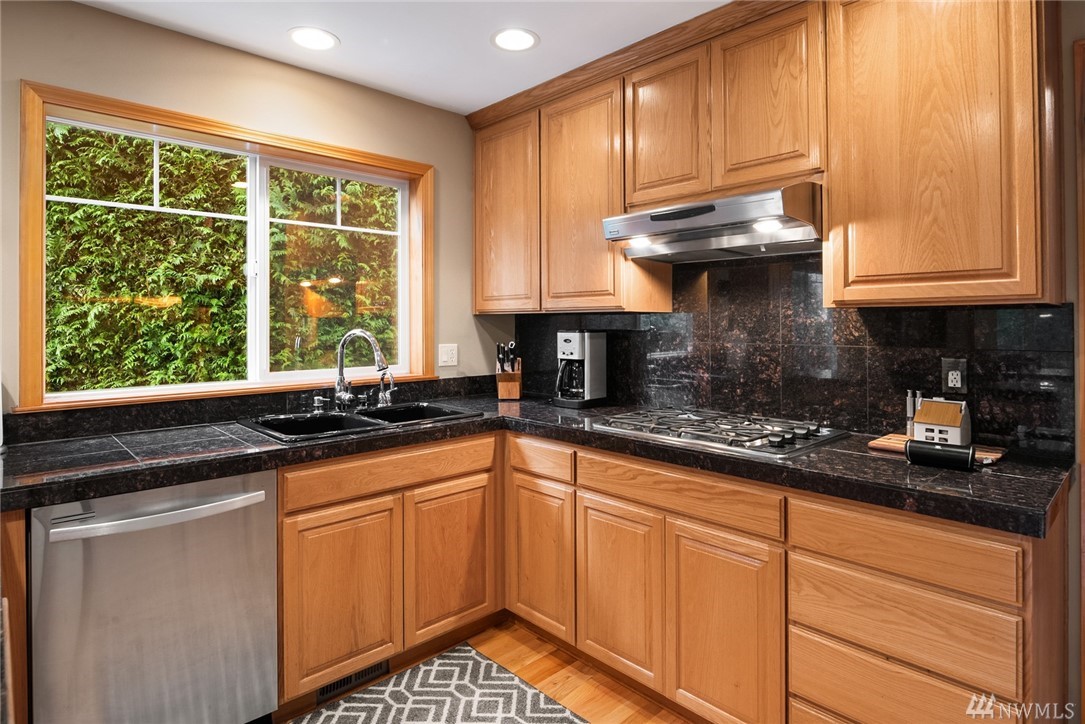 17404 5th Place West Bothell, WA 98012 - Photo 13 of 38