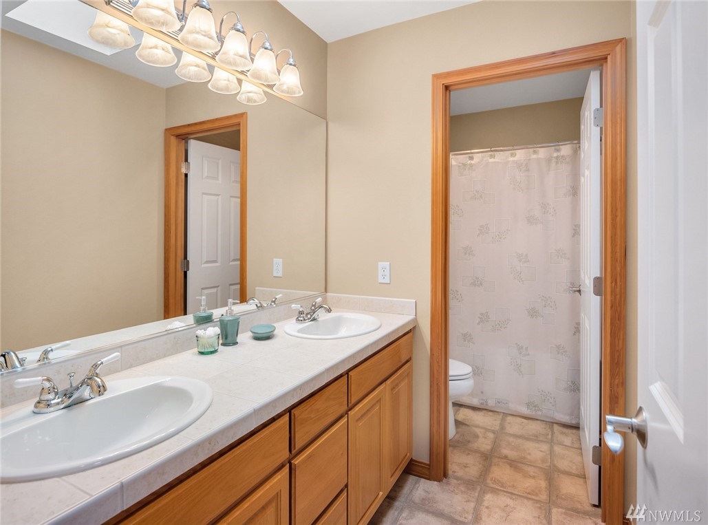 17404 5th Place West Bothell, WA 98012 - Photo 25 of 38