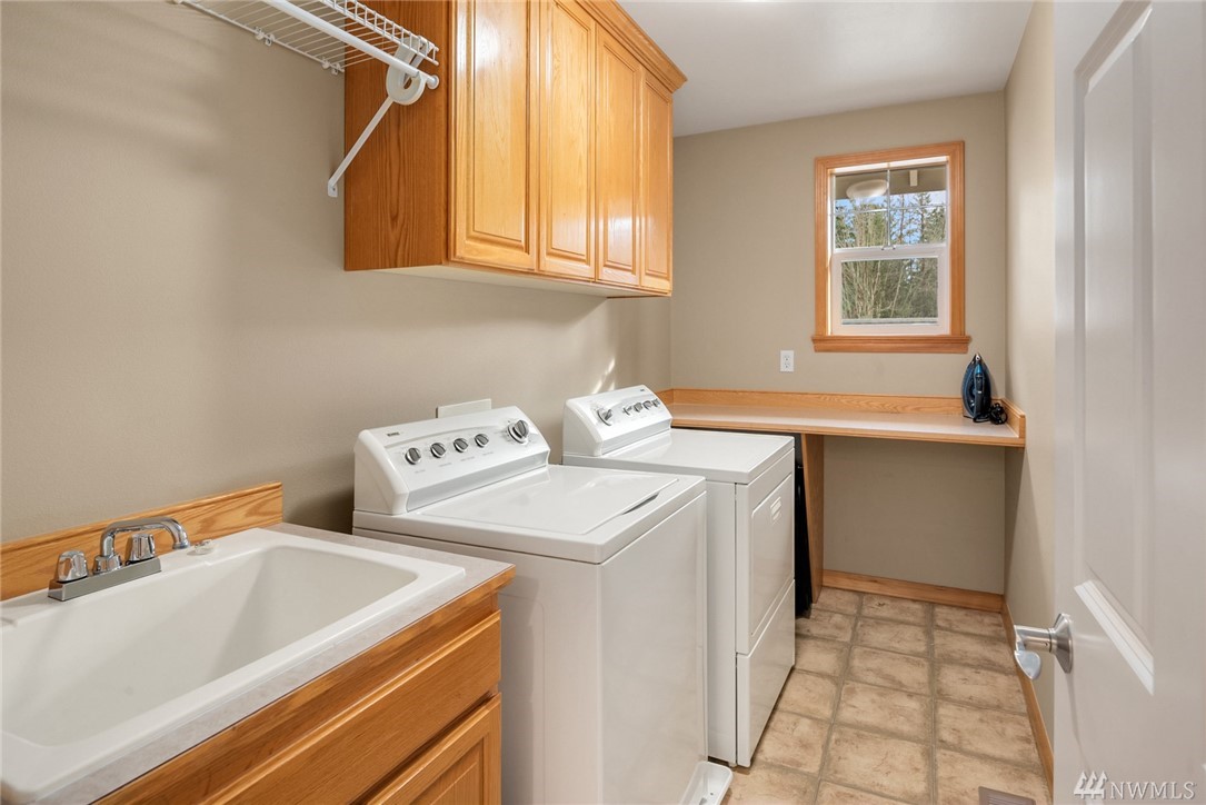 17404 5th Place West Bothell, WA 98012 - Photo 28 of 38