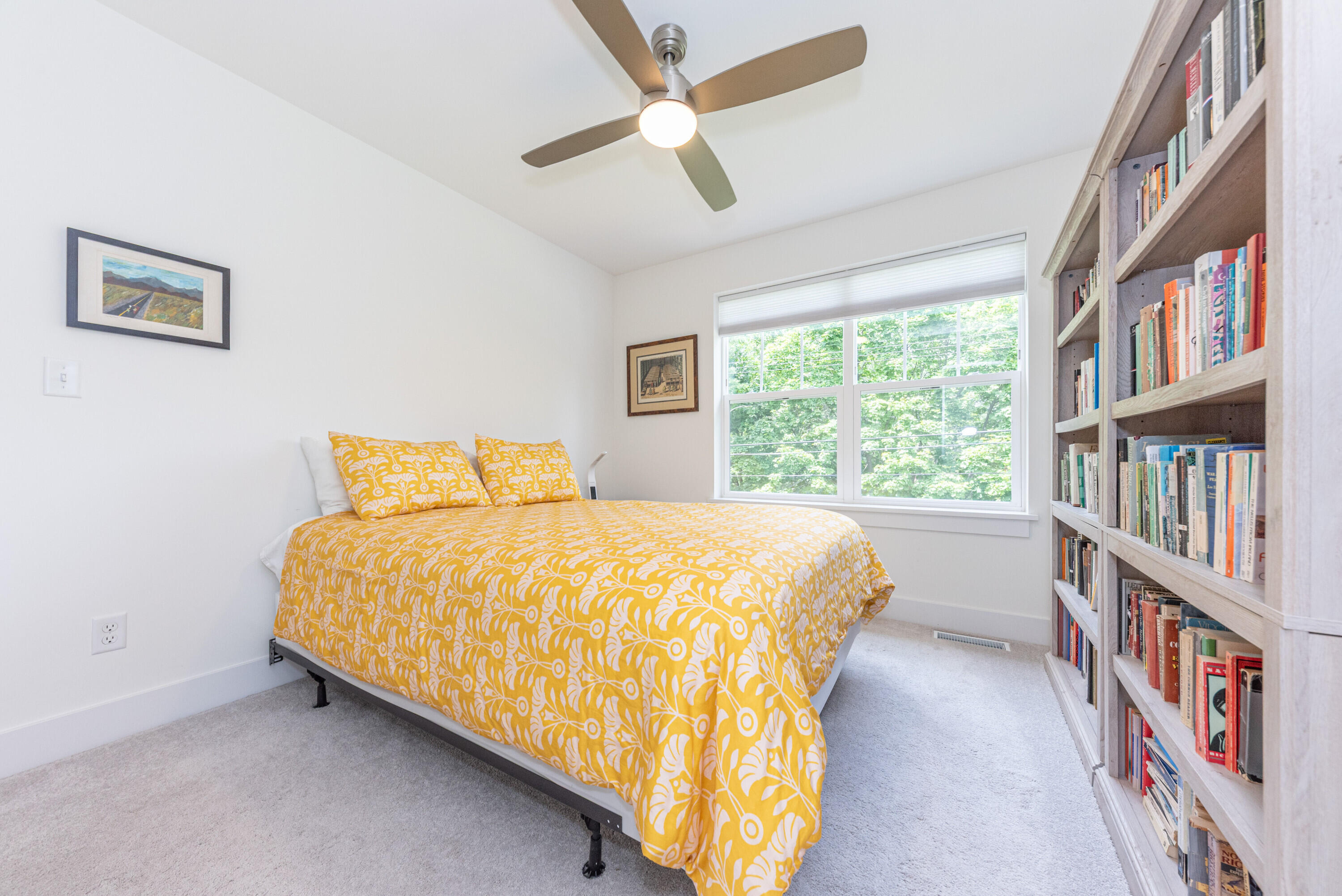 1005 Newport Road Ann Arbor, MI 48103 - Photo 22 of 36 060_59