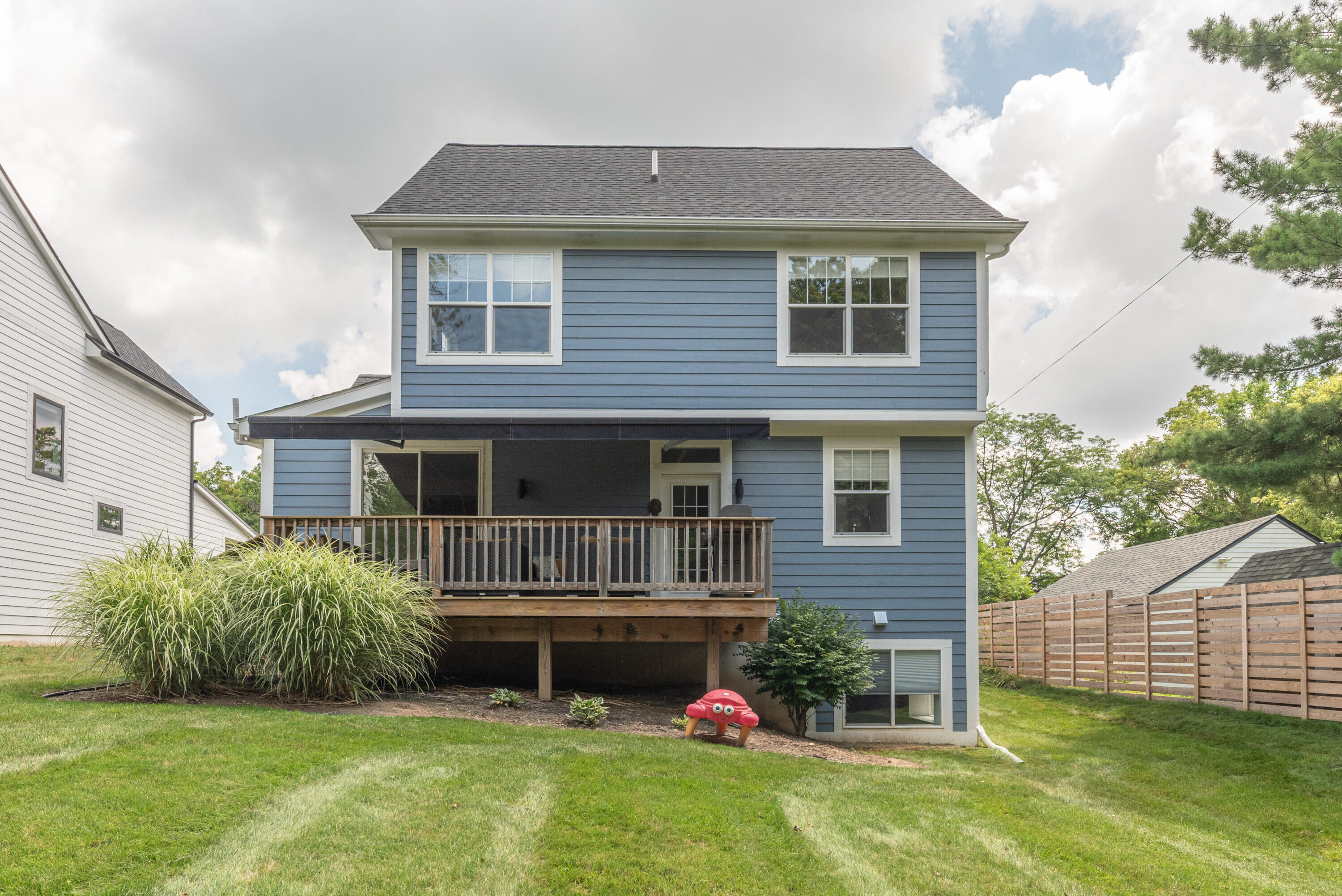 1005 Newport Road Ann Arbor, MI 48103 - Photo 3 of 36 004_82