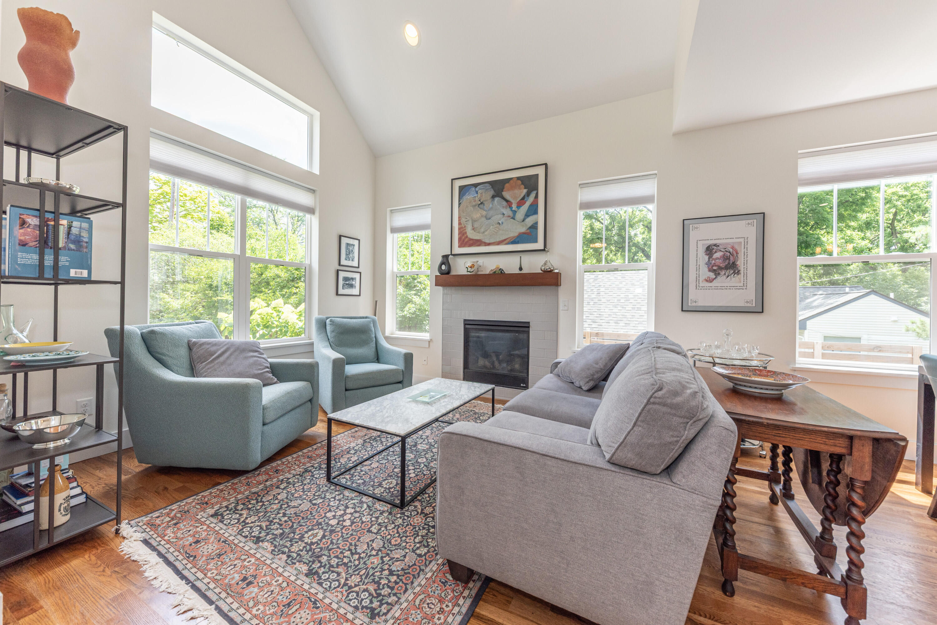 1005 Newport Road Ann Arbor, MI 48103 - Photo 5 of 36 033_25