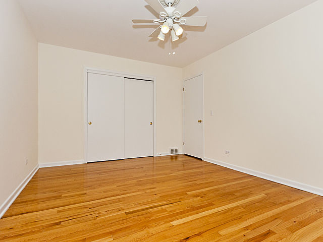 869 Spring Road Elmhurst, IL 60126 - Photo 11 of 25 a view of an empty room