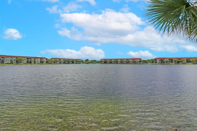 $160,000 | 1301 Southwest 135th Terrace, Unit 413J, Pembroke Pines, FL 33027