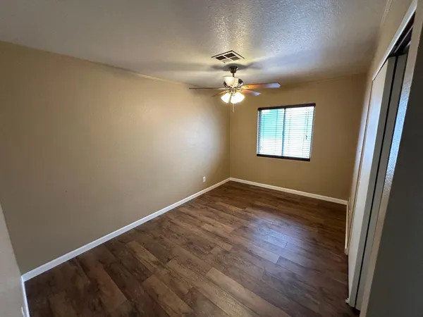 $1,895 | 18202 North 33rd Avenue, Phoenix, AZ 85053