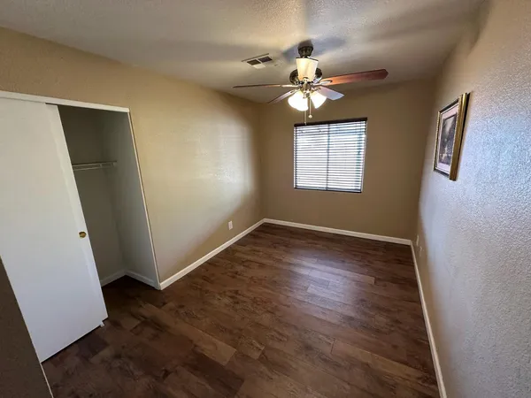 $1,895 | 18202 North 33rd Avenue, Phoenix, AZ 85053