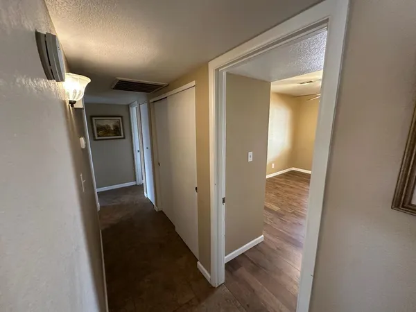 $1,895 | 18202 North 33rd Avenue, Phoenix, AZ 85053