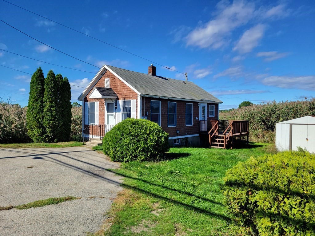 78 Bridge Road Salisbury, MA 01952 - Photo 2 of 3 Gallery Image 2