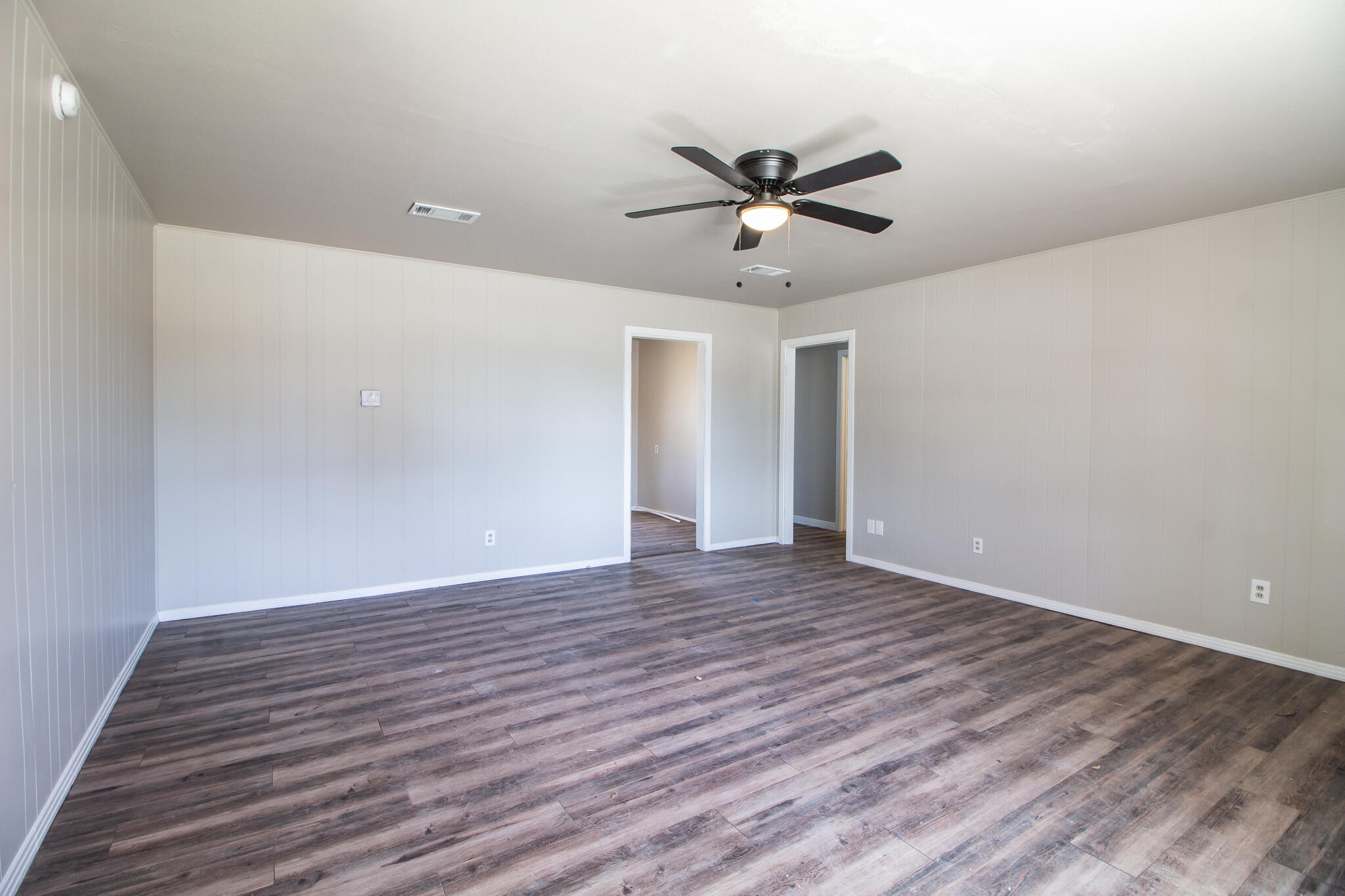 2708 42nd Street Lubbock, TX 79413 - Photo 5 of 20 IMG_7057
