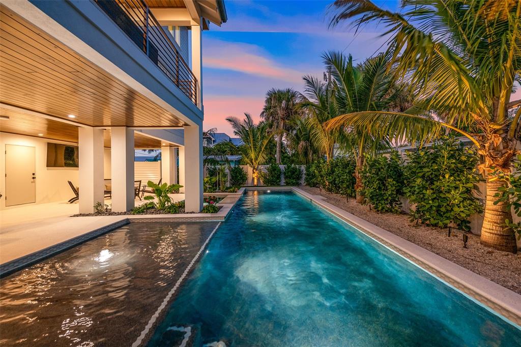 401 77th Street Holmes Beach, FL 34217 - Photo 64 of 92