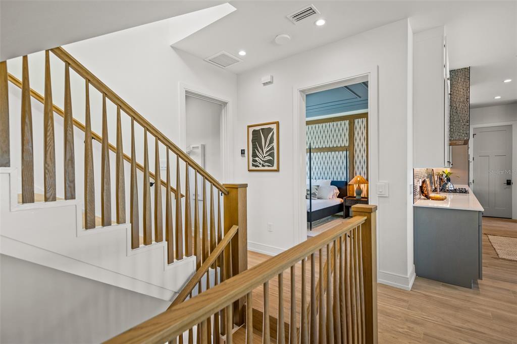 401 77th Street Holmes Beach, FL 34217 - Photo 9 of 92