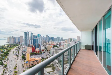 $610,000 | 888 Biscayne Boulevard, Unit 3506, Miami, FL 33132