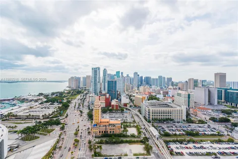 $610,000 | 888 Biscayne Boulevard, Unit 3506, Miami, FL 33132