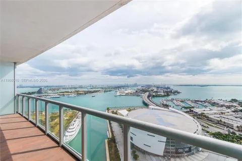 $610,000 | 888 Biscayne Boulevard, Unit 3506, Miami, FL 33132