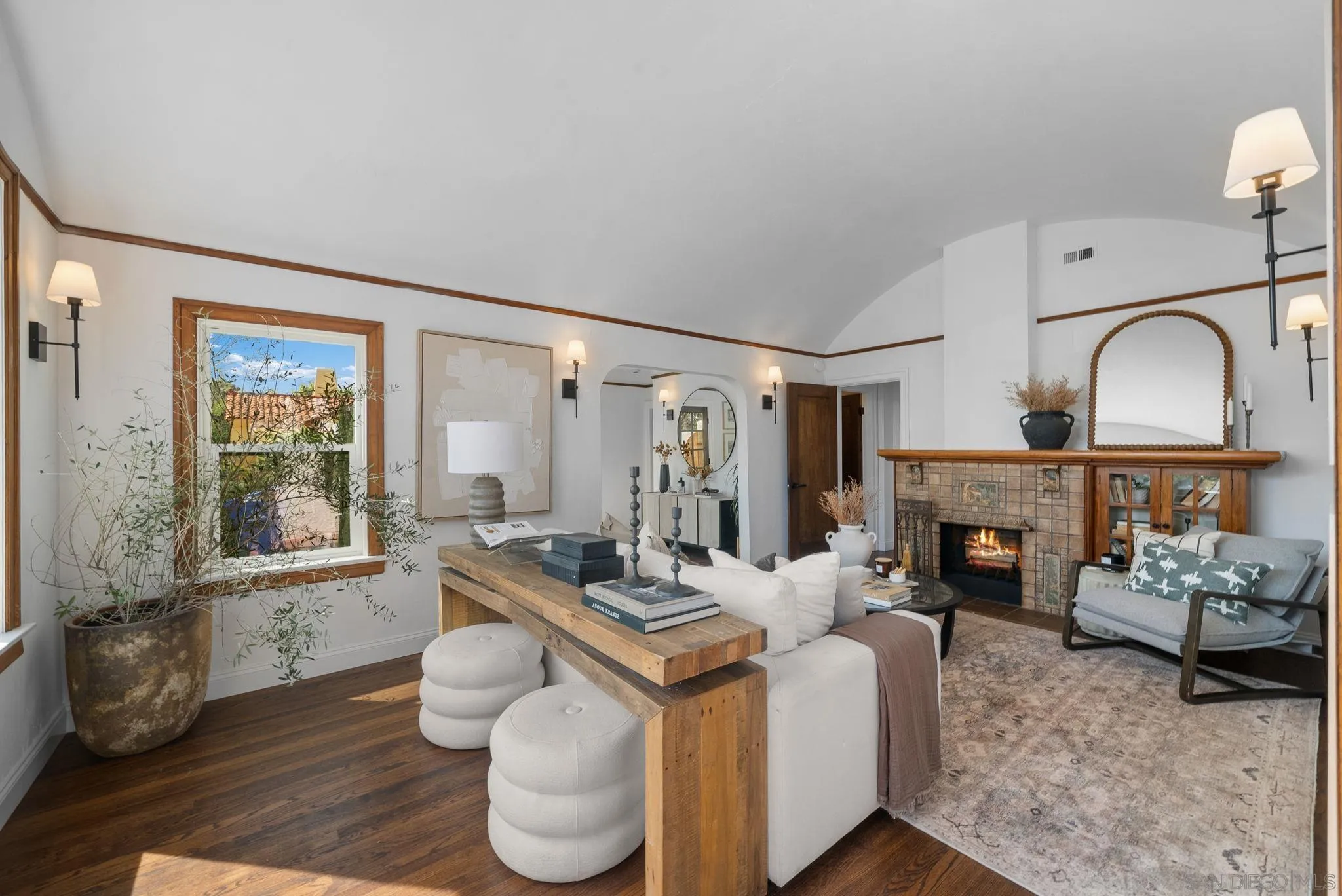 4052 Alder Drive San Diego, CA 92116 - Photo 4 of 28 a living room with furniture and a fireplace