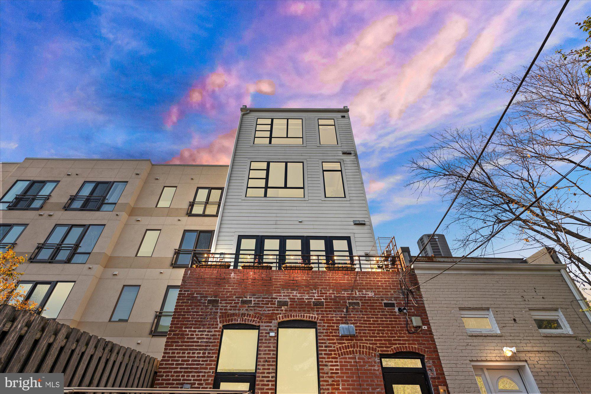 732 15th Street Southeast, Unit 6 Washington, DC 20003 - Photo 4 of 41