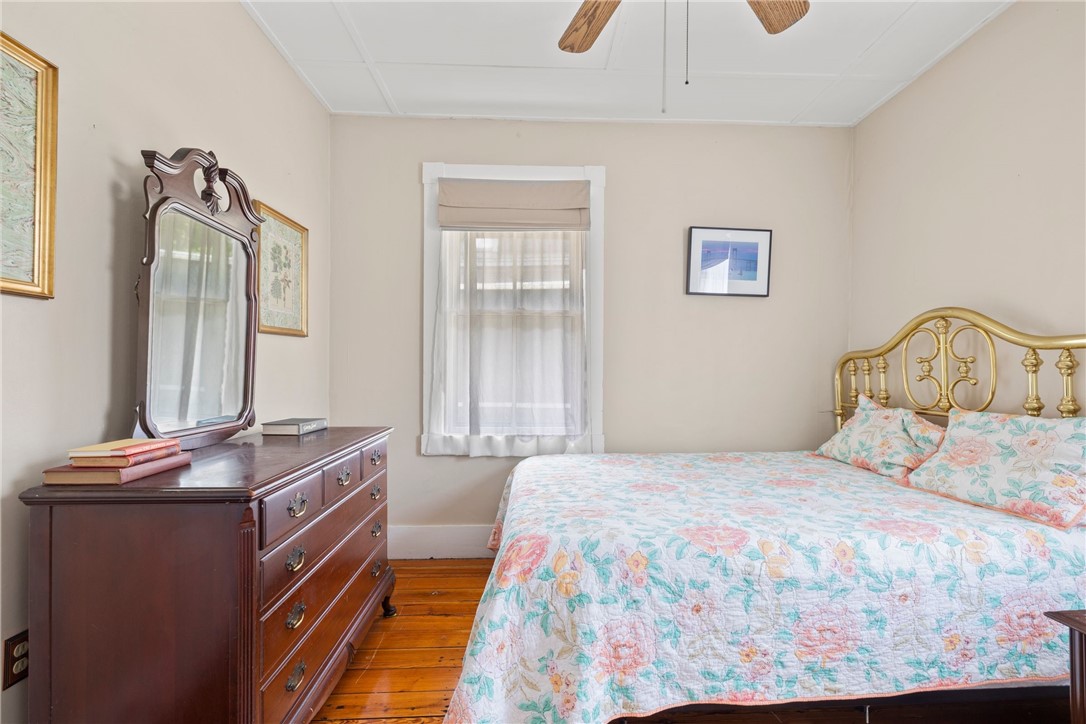 216 Spring Street Newport, RI 02840 - Photo 24 of 48