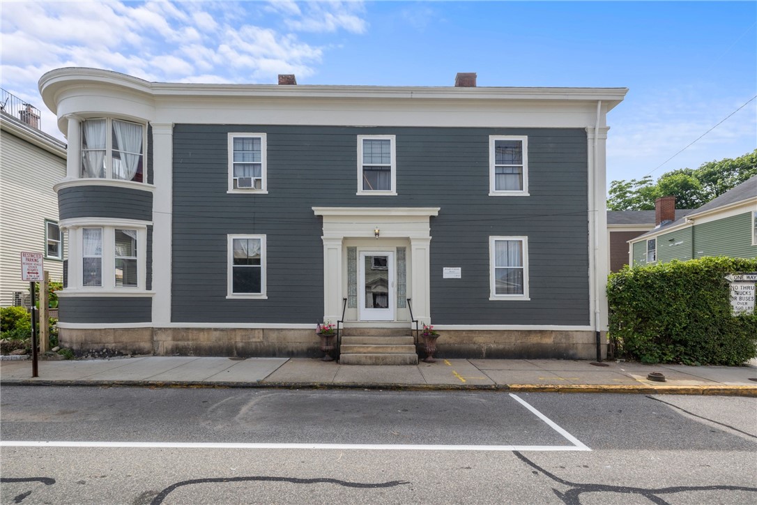 216 Spring Street Newport, RI 02840 - Photo 47 of 48