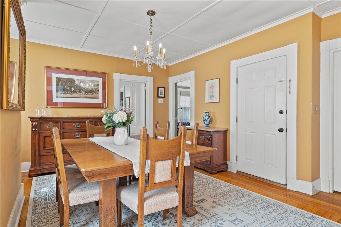 216 Spring Street Newport, RI 02840 - Photo 8 of 48