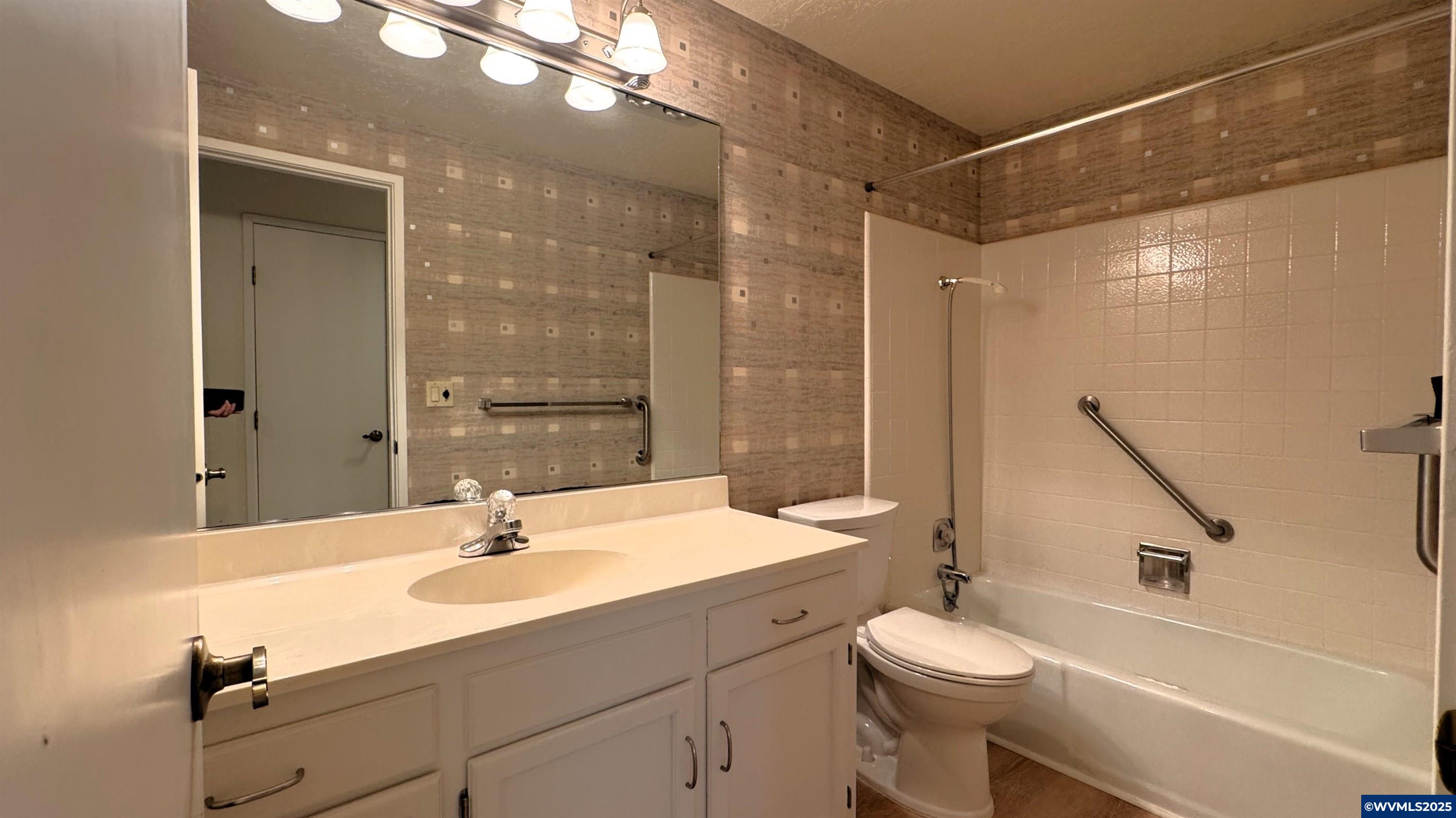 4336 Lone Oak Road Southeast Salem, OR 97302 - Photo 13 of 29 Gallery Image 13