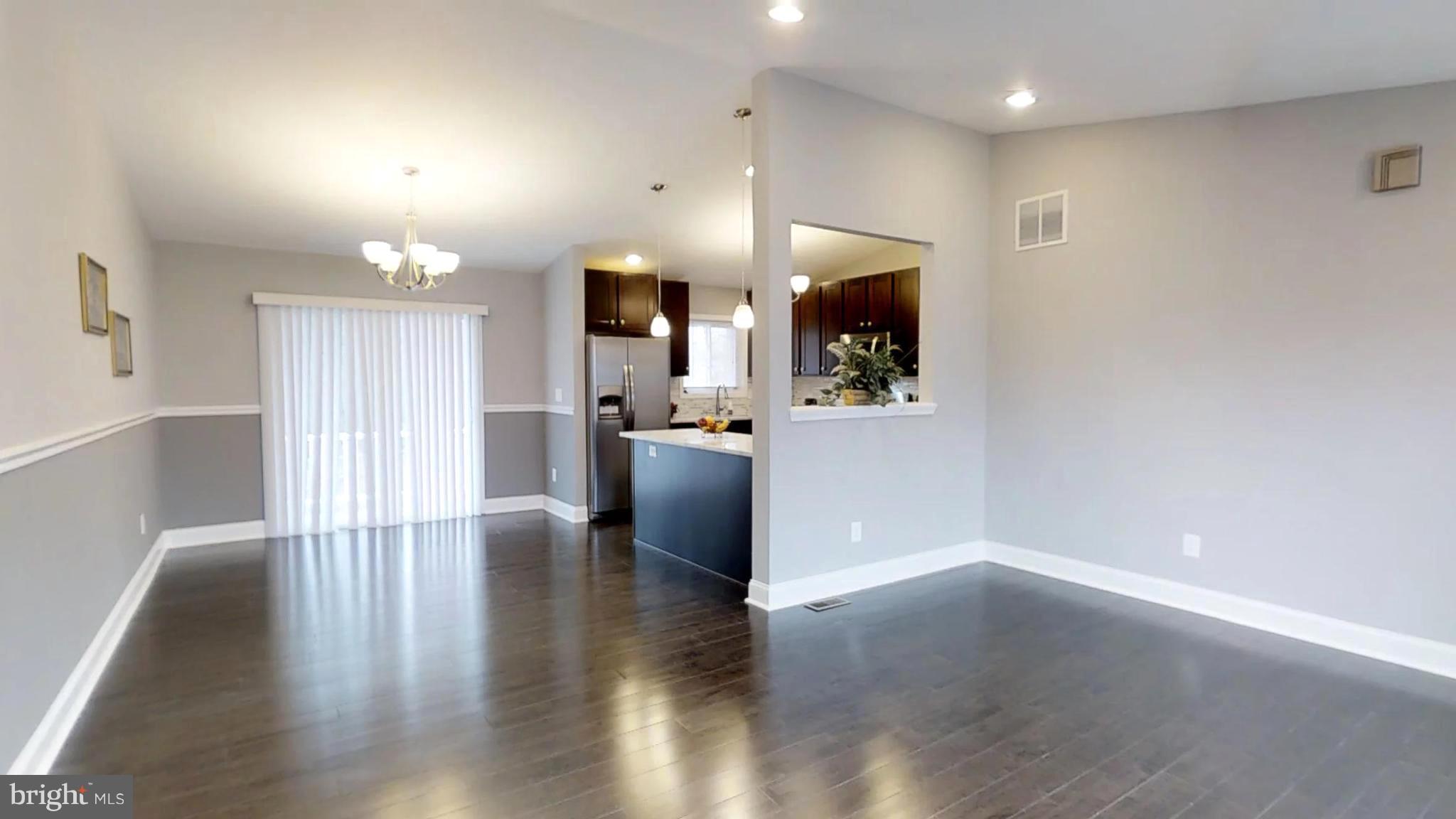 4755 Byron Road Baltimore, MD 21244 - Photo 5 of 26 Living Room