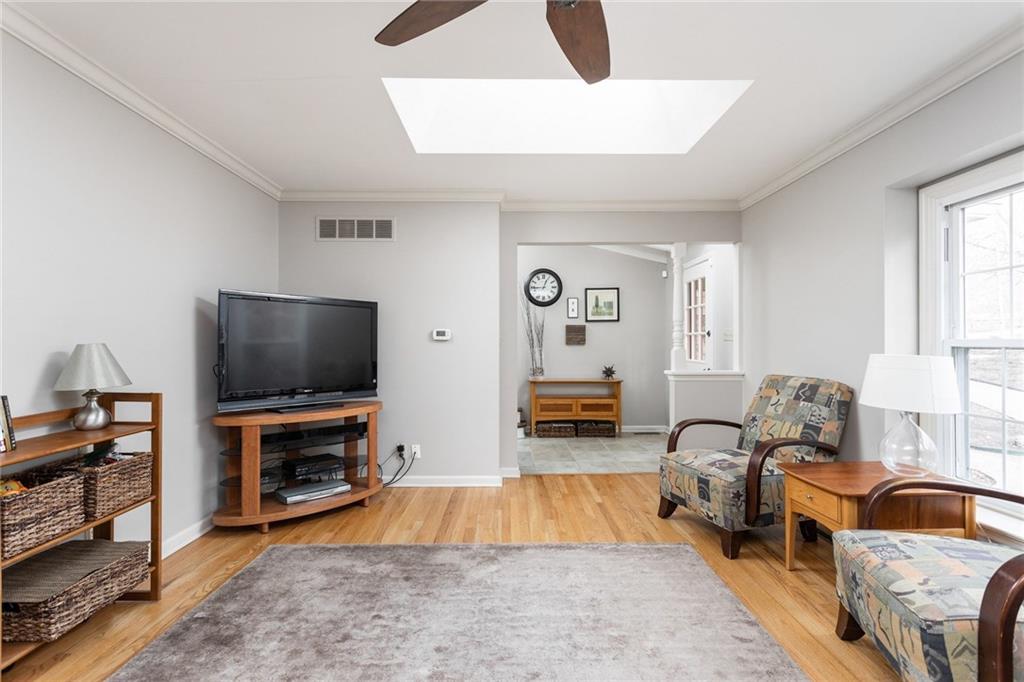 6450 Johnson Road Indianapolis, IN 46220 - Photo 6 of 37 Gallery Image 6