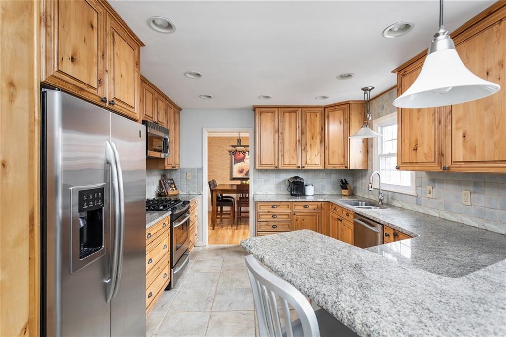 6450 Johnson Road Indianapolis, IN 46220 - Photo 8 of 37 Gallery Image 8