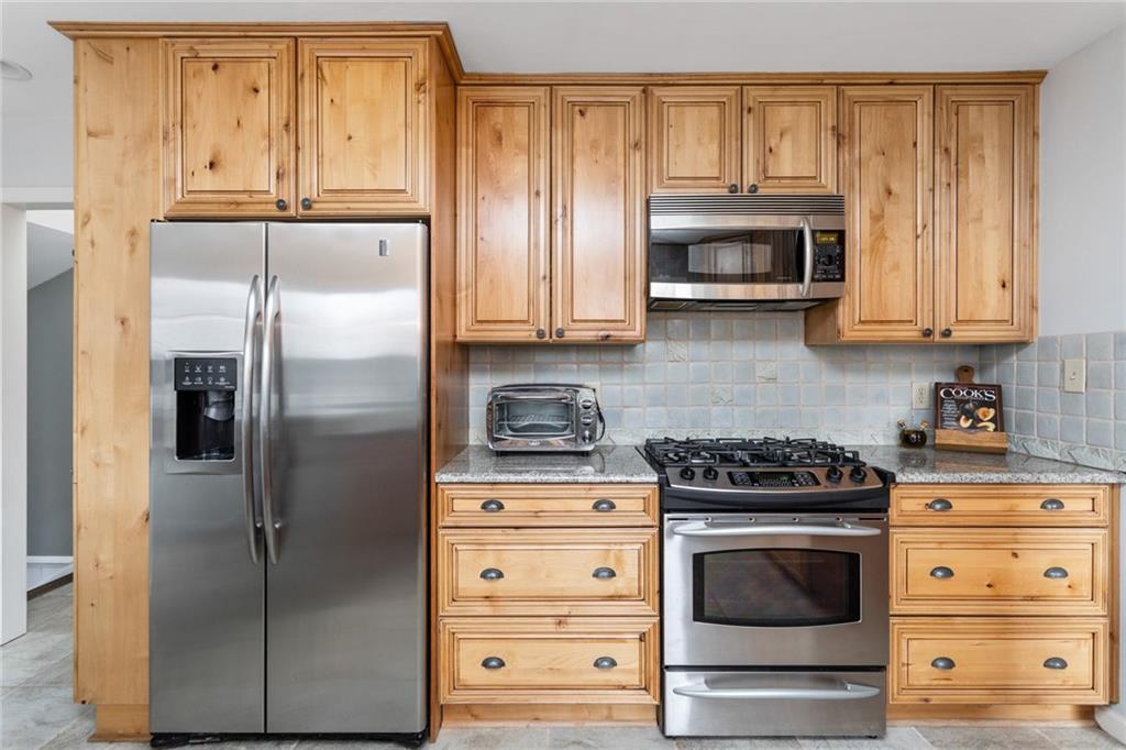 6450 Johnson Road Indianapolis, IN 46220 - Photo 9 of 37 Gallery Image 9